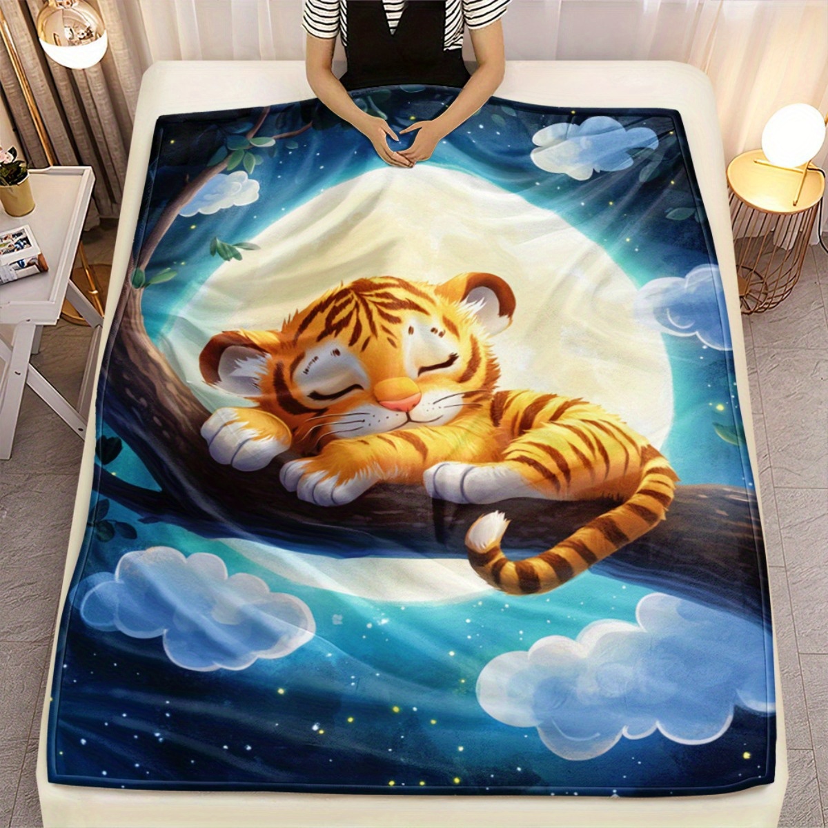Harimau tidur yang lucu di cab - Baby Nursery Tree ulasan dan harga